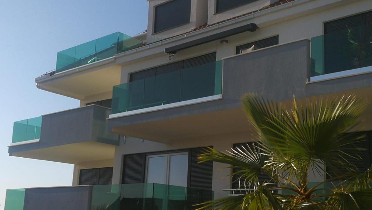 דירות רוגוזניצה Seaview Rogoznica מראה חיצוני תמונה